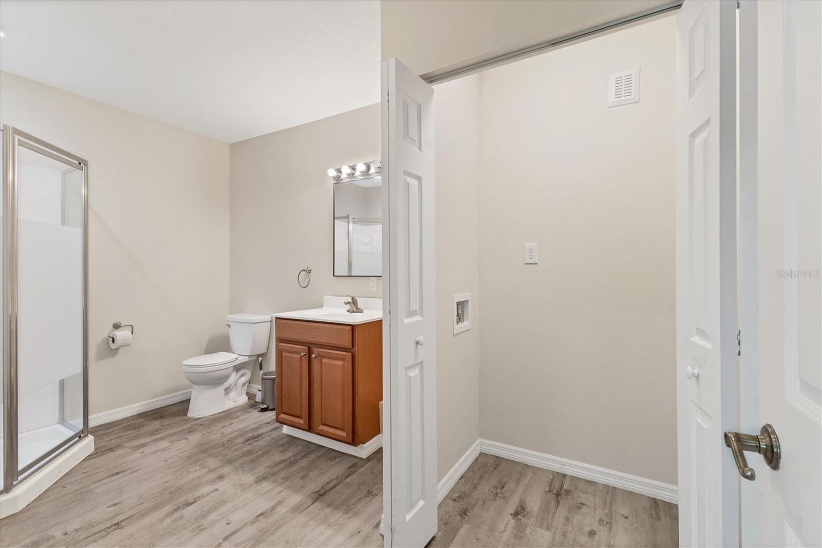 Image 11 of 32 For 3045 Logue Road
