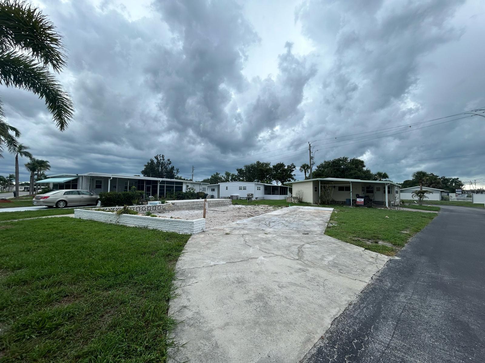 Details for 5302 Chateau Lane, BRADENTON, FL 34207