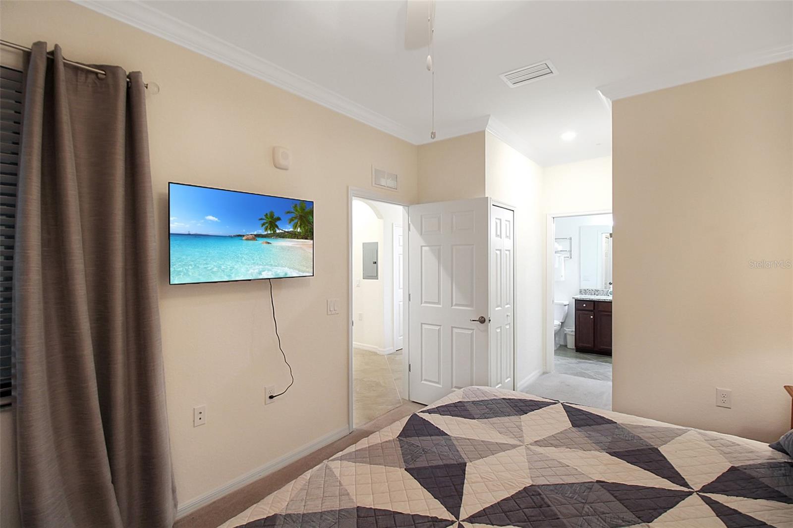 Image 12 of 47 For 17006 Vardon Terrace 406