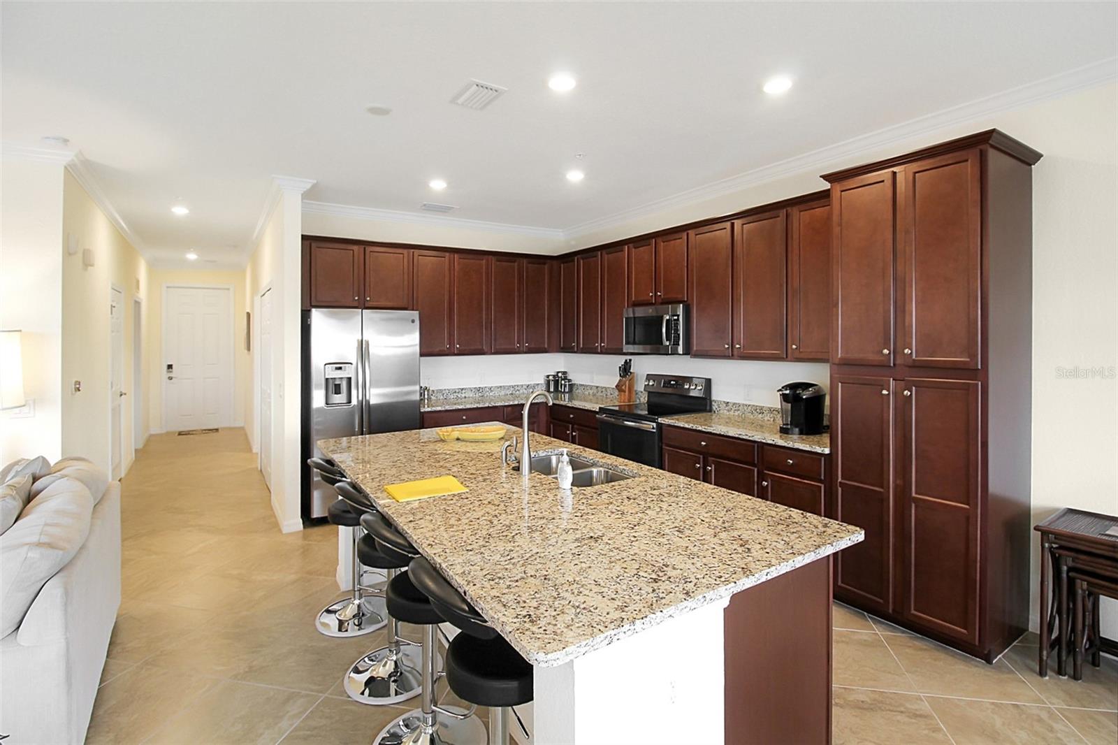 Image 27 of 47 For 17006 Vardon Terrace 406