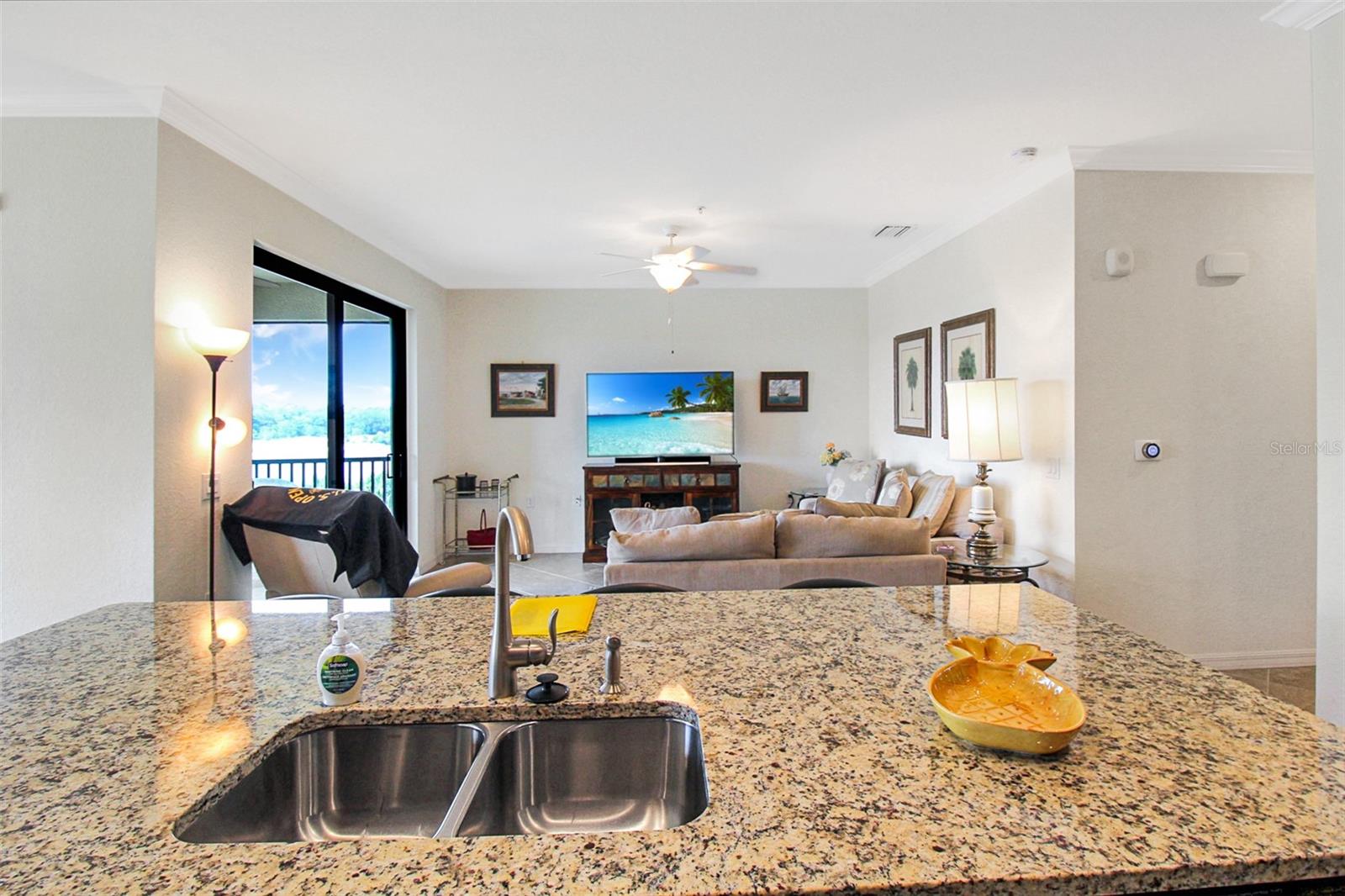 Image 33 of 47 For 17006 Vardon Terrace 406