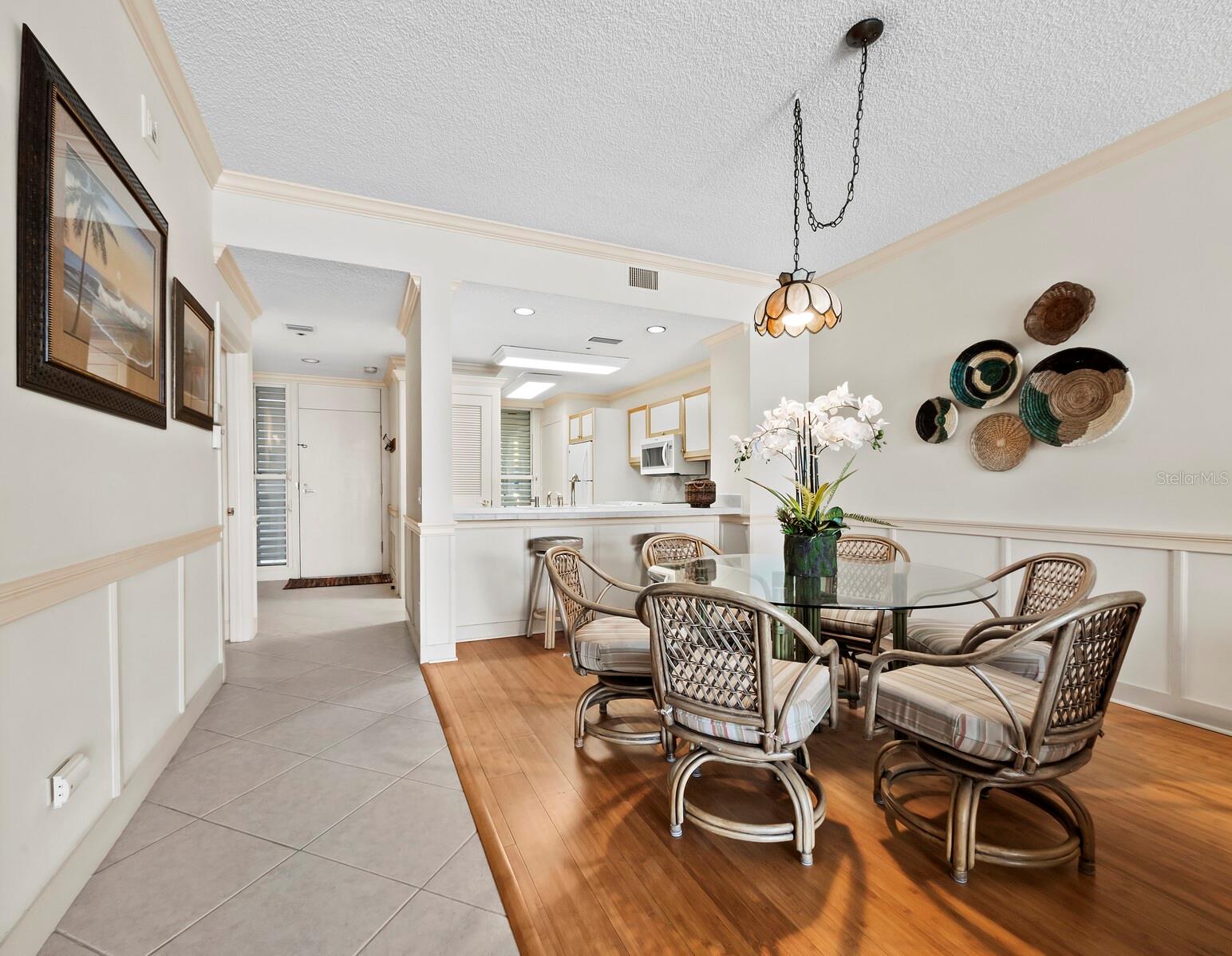 Image 10 of 41 For 615 Dream Island Place 105
