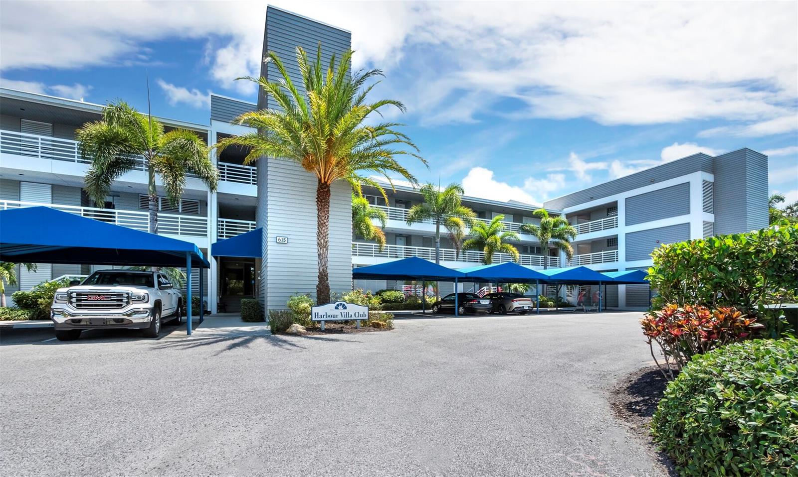 Image 41 of 41 For 615 Dream Island Place 105