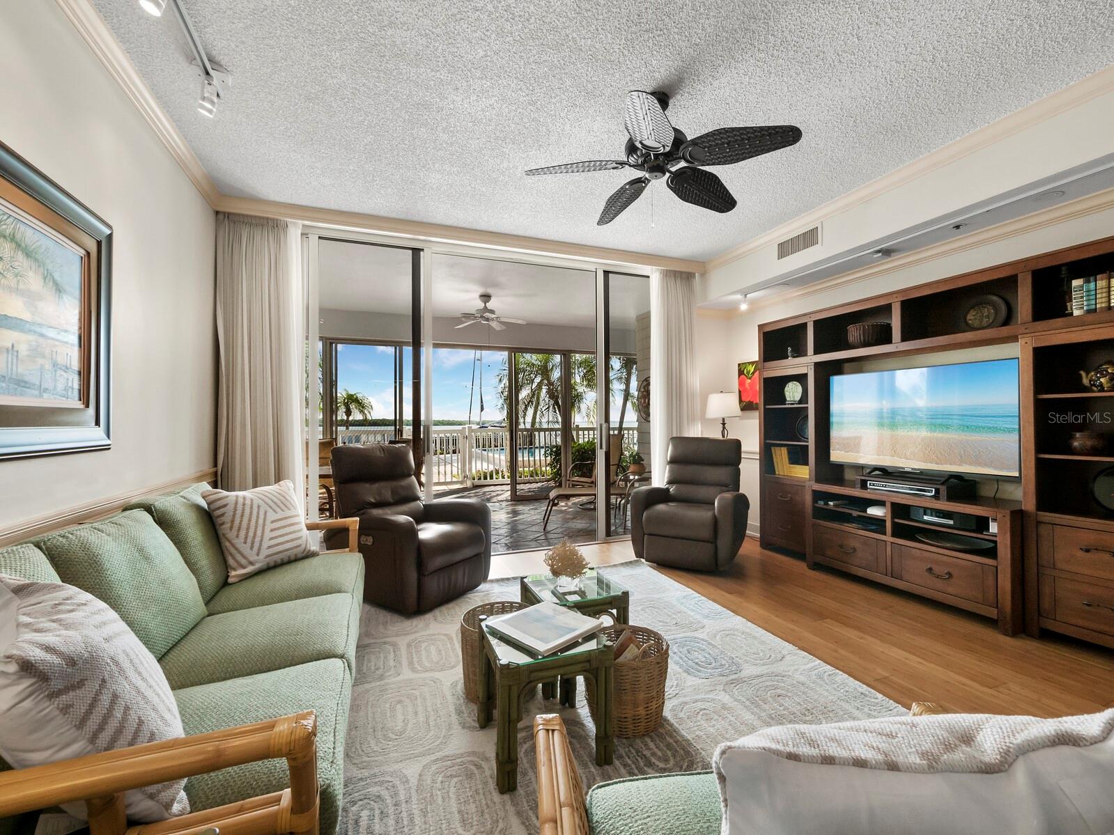 Image 6 of 41 For 615 Dream Island Place 105