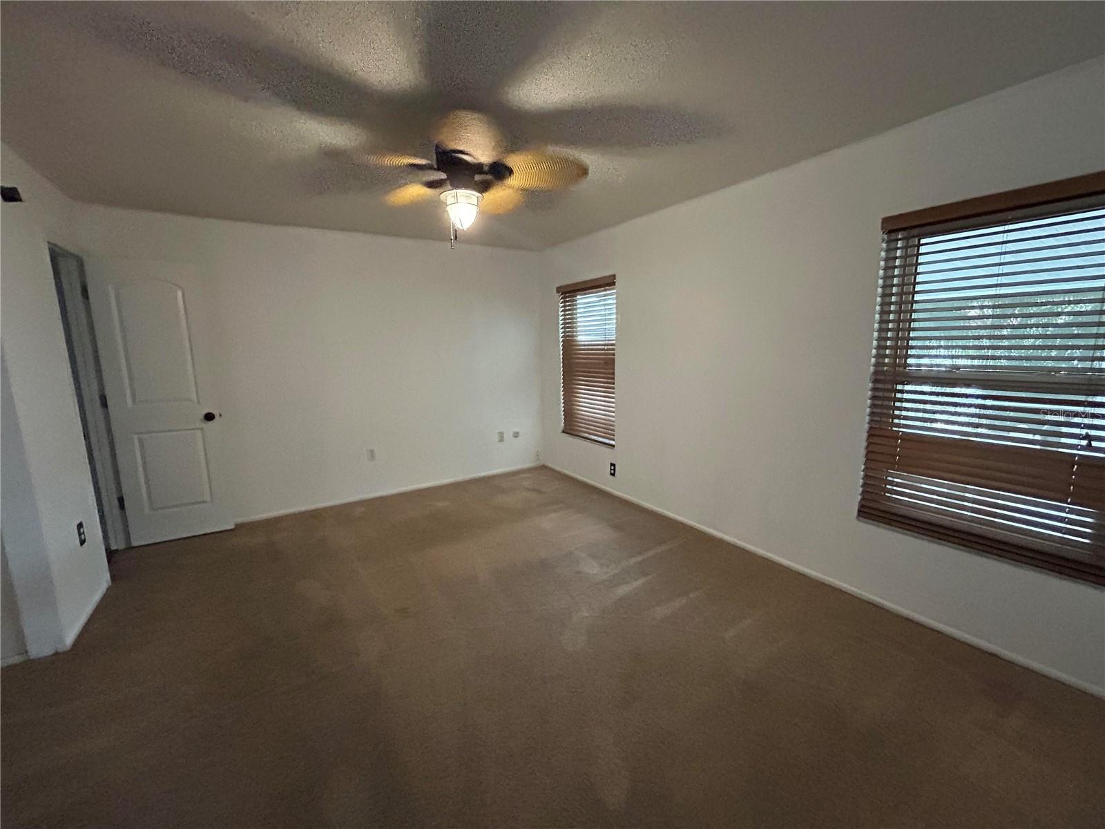Image 5 of 12 For 3710 31st Avenue W