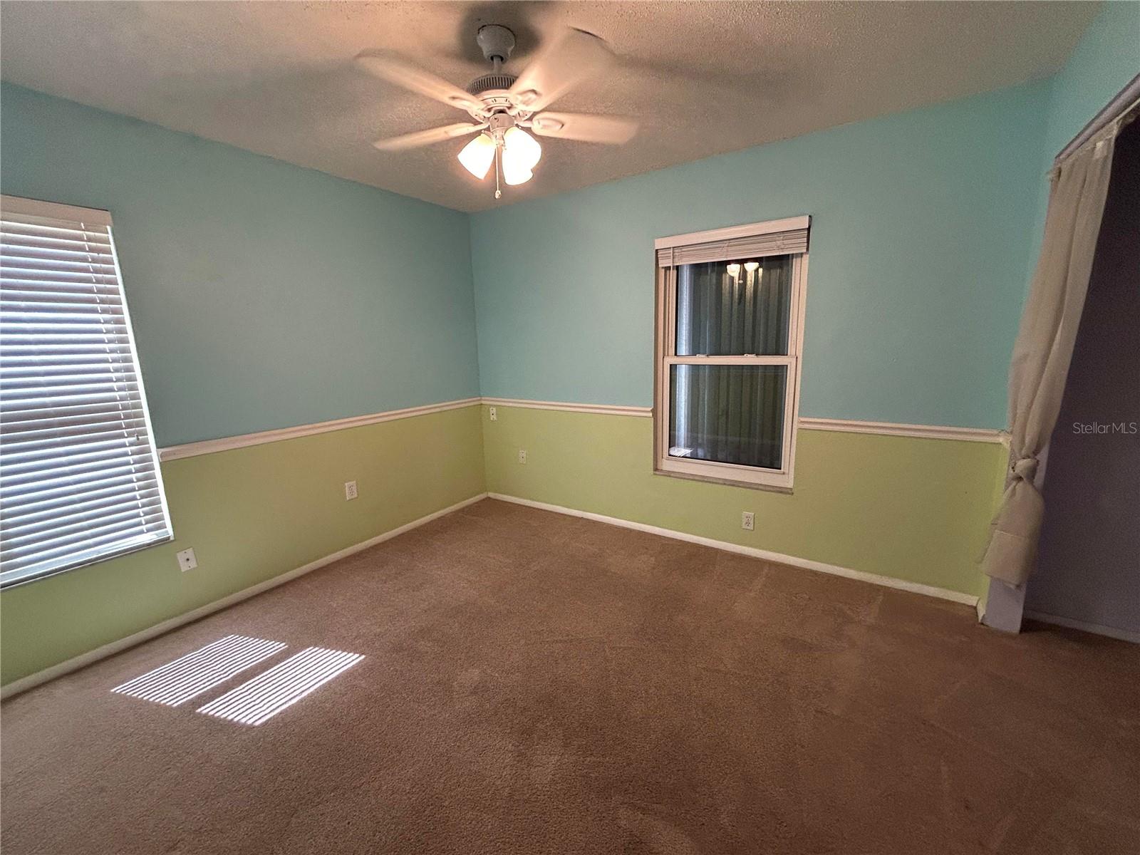 Image 7 of 12 For 3710 31st Avenue W