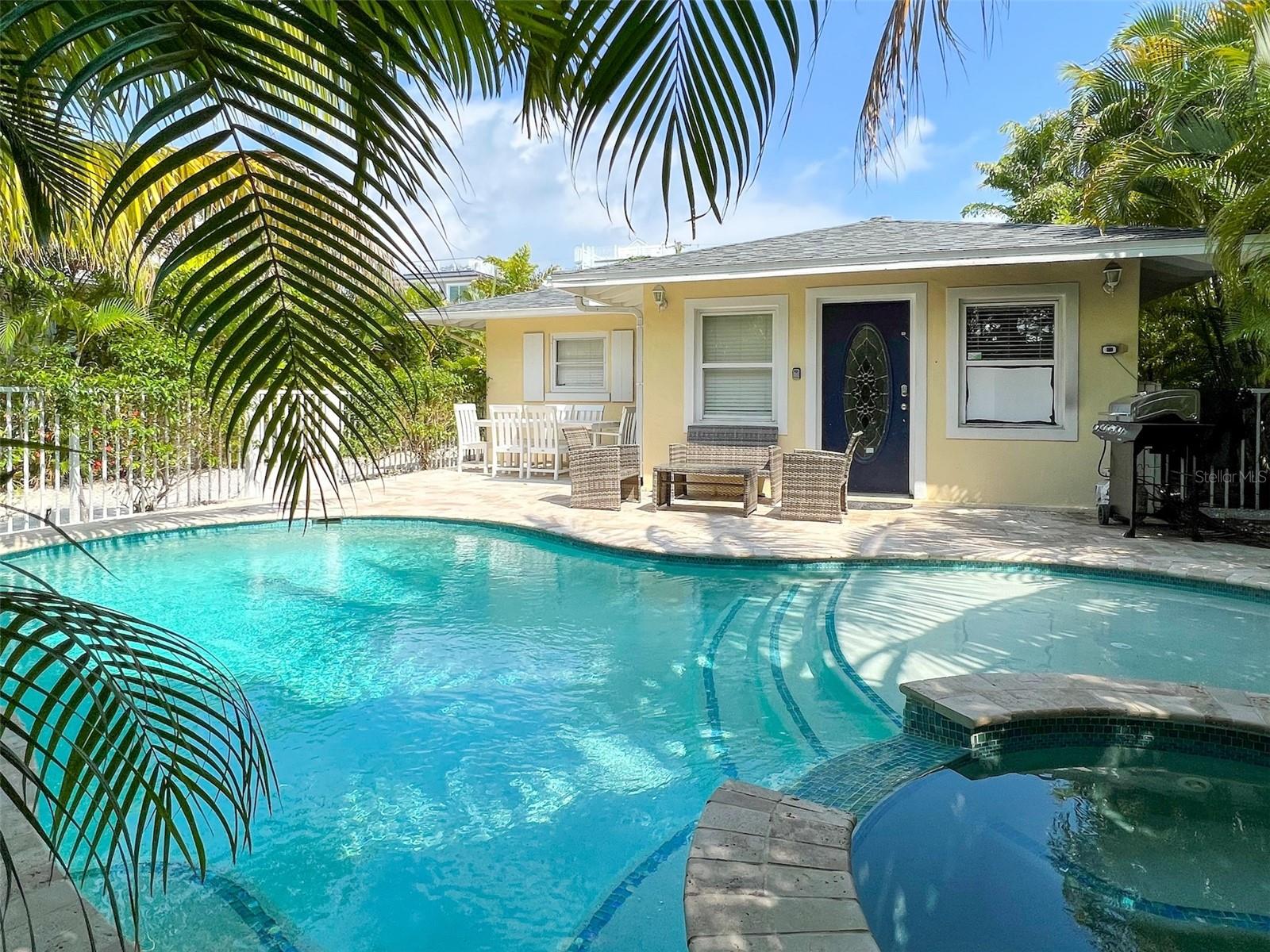 Details for 152 Coolidge Drive, SARASOTA, FL 34236