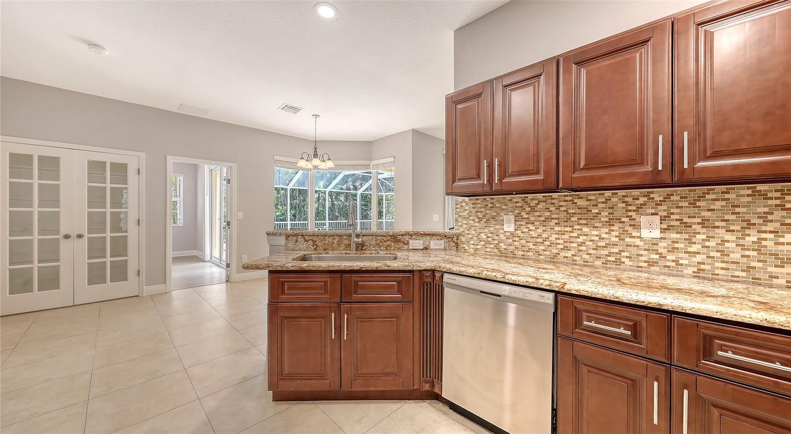 Image 10 of 32 For 205 Sugarloaf Drive