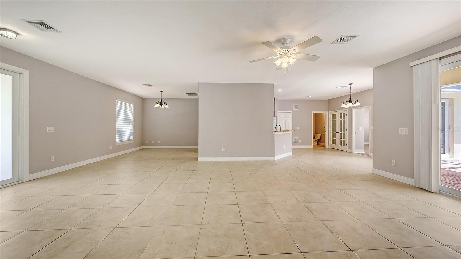Image 7 of 32 For 205 Sugarloaf Drive