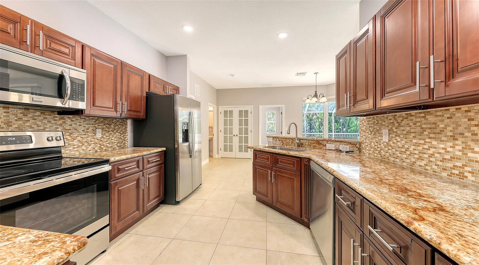 Image 8 of 32 For 205 Sugarloaf Drive