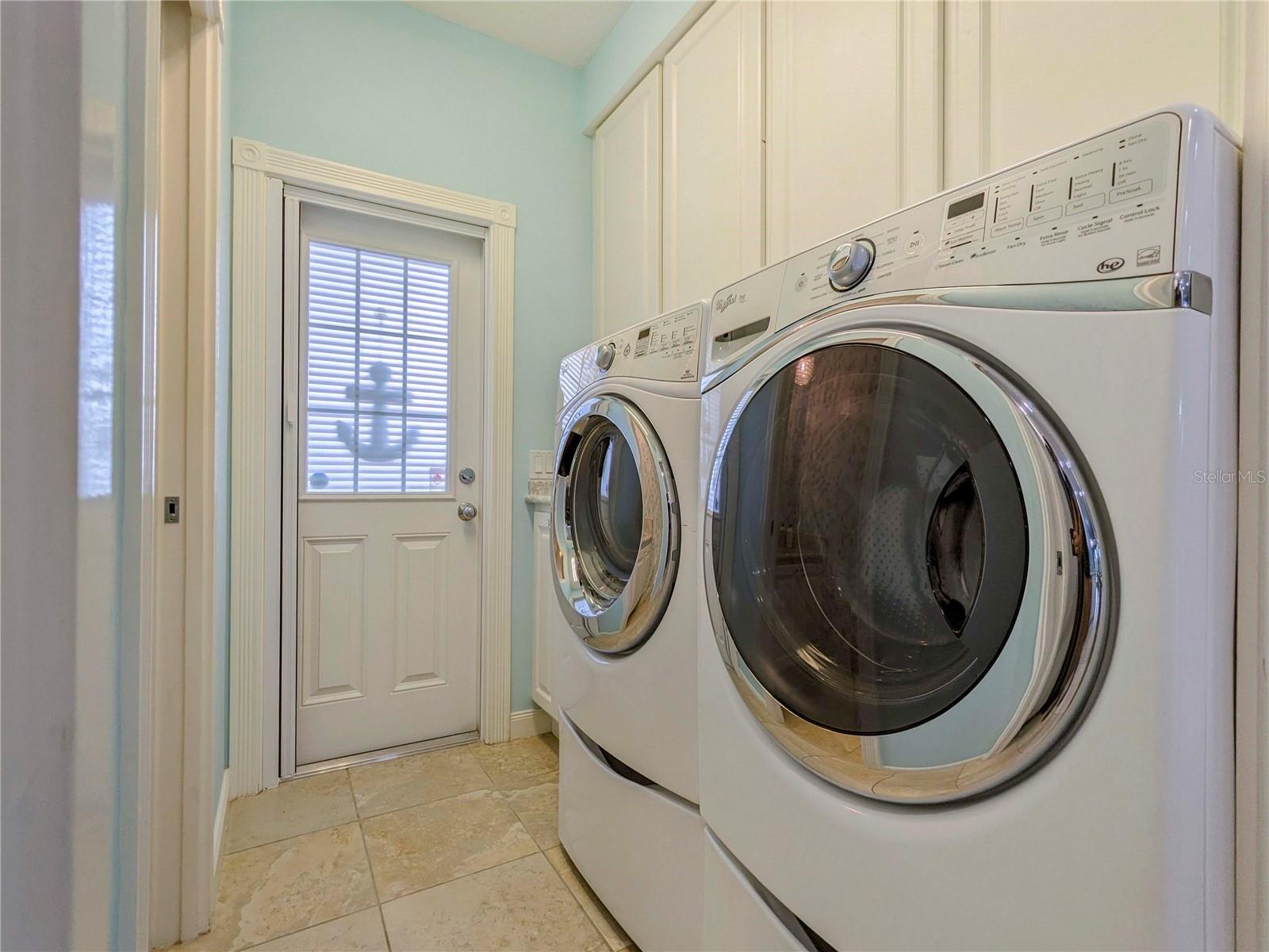 Image 11 of 37 For 6008 Madrano Drive