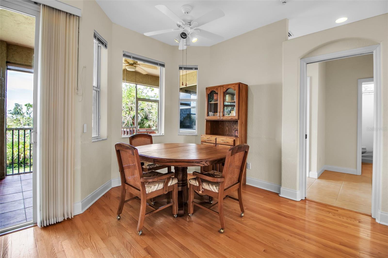Image 12 of 27 For 2048 Larson Street
