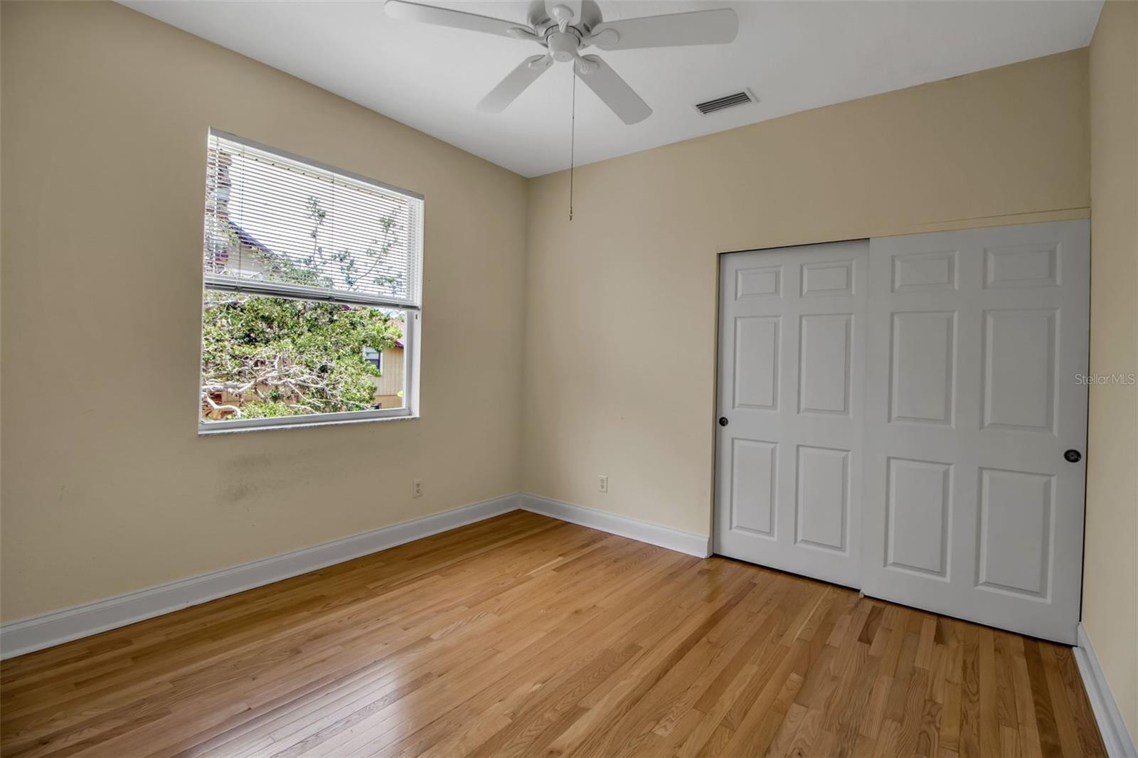 Image 17 of 27 For 2048 Larson Street