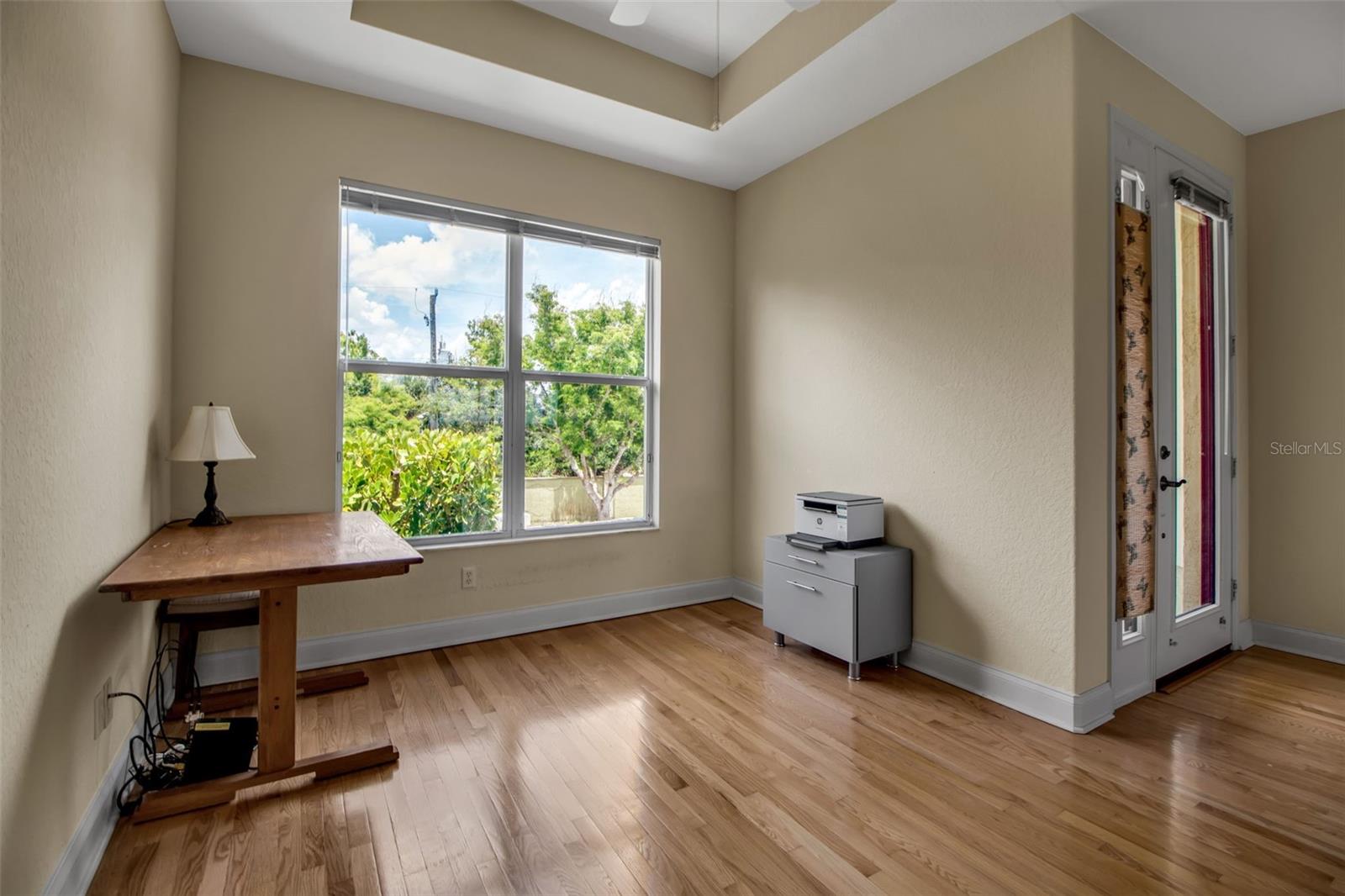 Image 9 of 27 For 2048 Larson Street