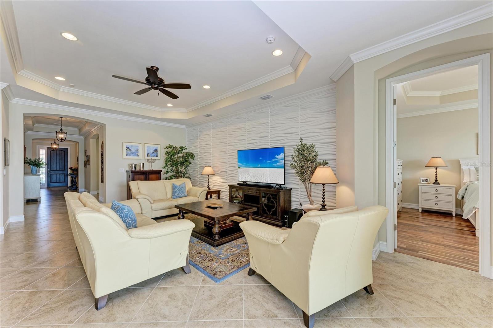 Image 20 of 98 For 138 Toscavilla Boulevard