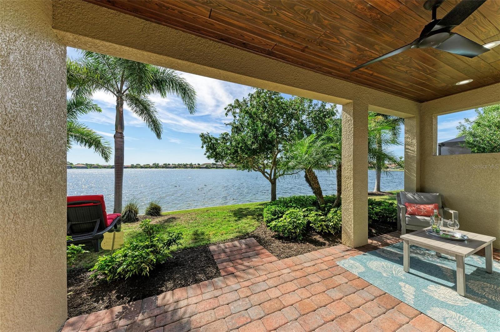 Image 32 of 98 For 138 Toscavilla Boulevard