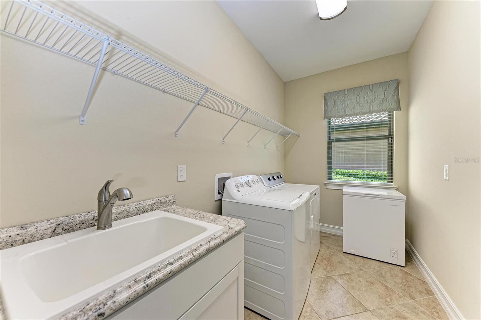 Image 60 of 98 For 138 Toscavilla Boulevard