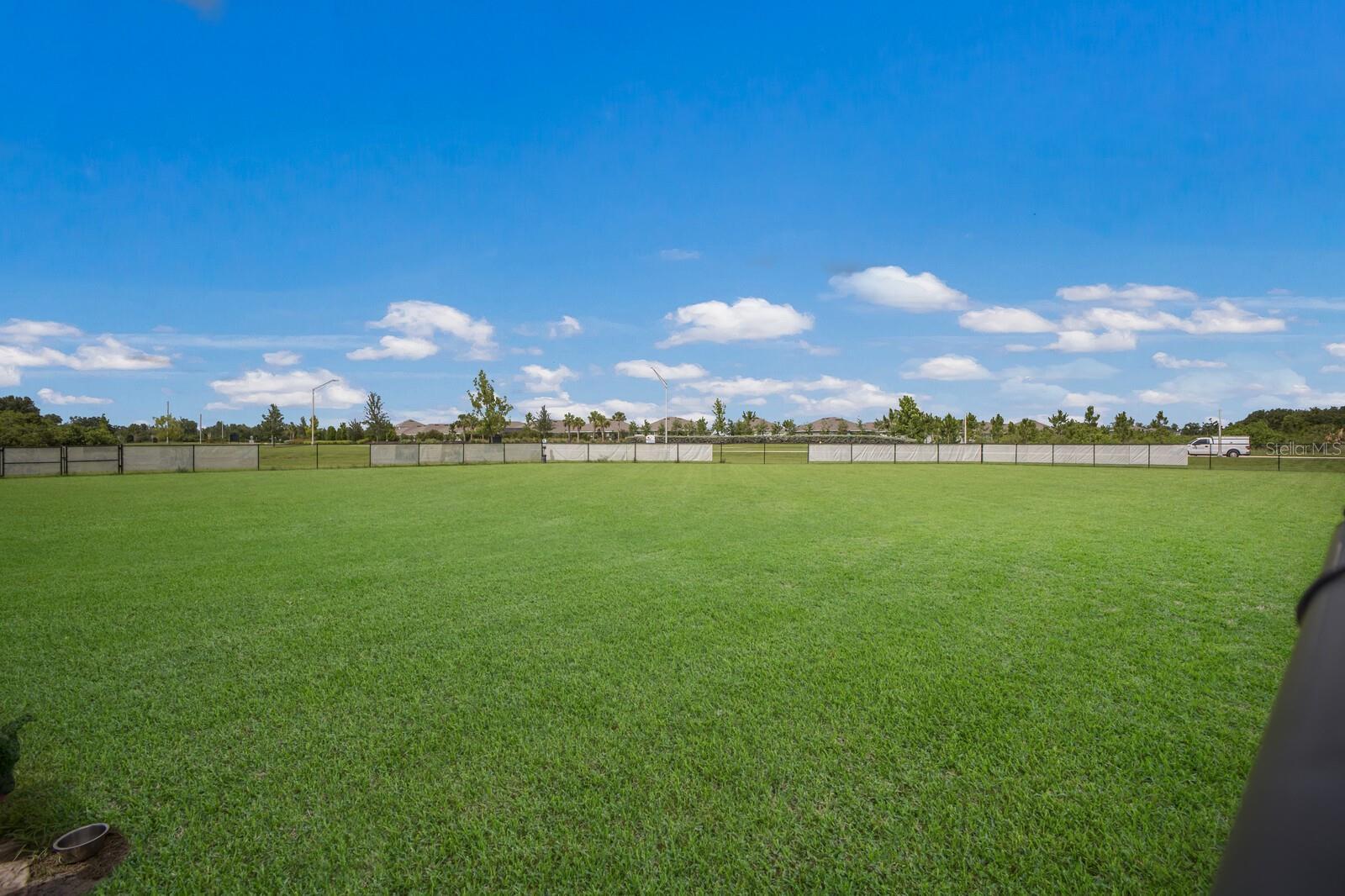 Image 45 of 72 For 8985 Royal River Circle