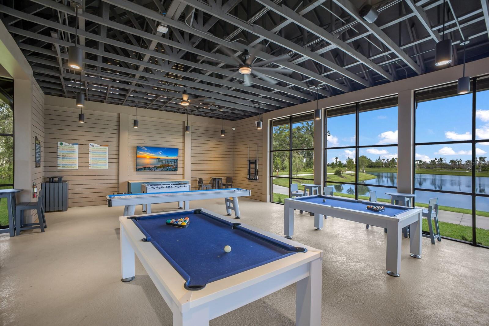 Image 58 of 72 For 8985 Royal River Circle