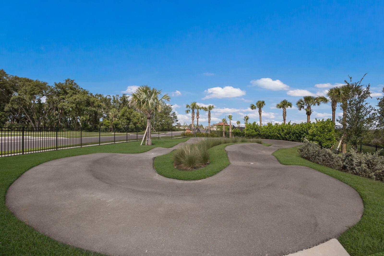 Image 61 of 72 For 8985 Royal River Circle