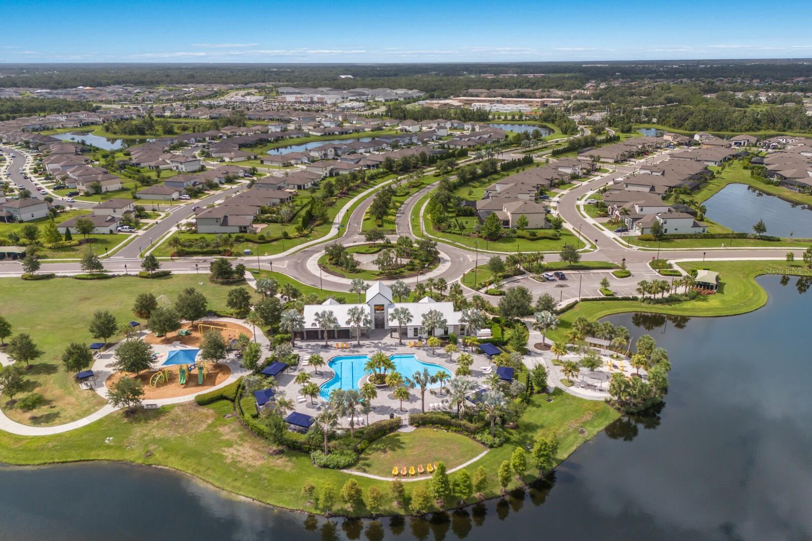 Image 67 of 72 For 8985 Royal River Circle