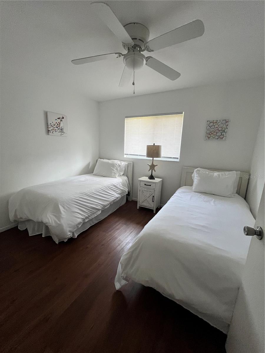 Image 17 of 25 For 631 Jefferson Avenue 631