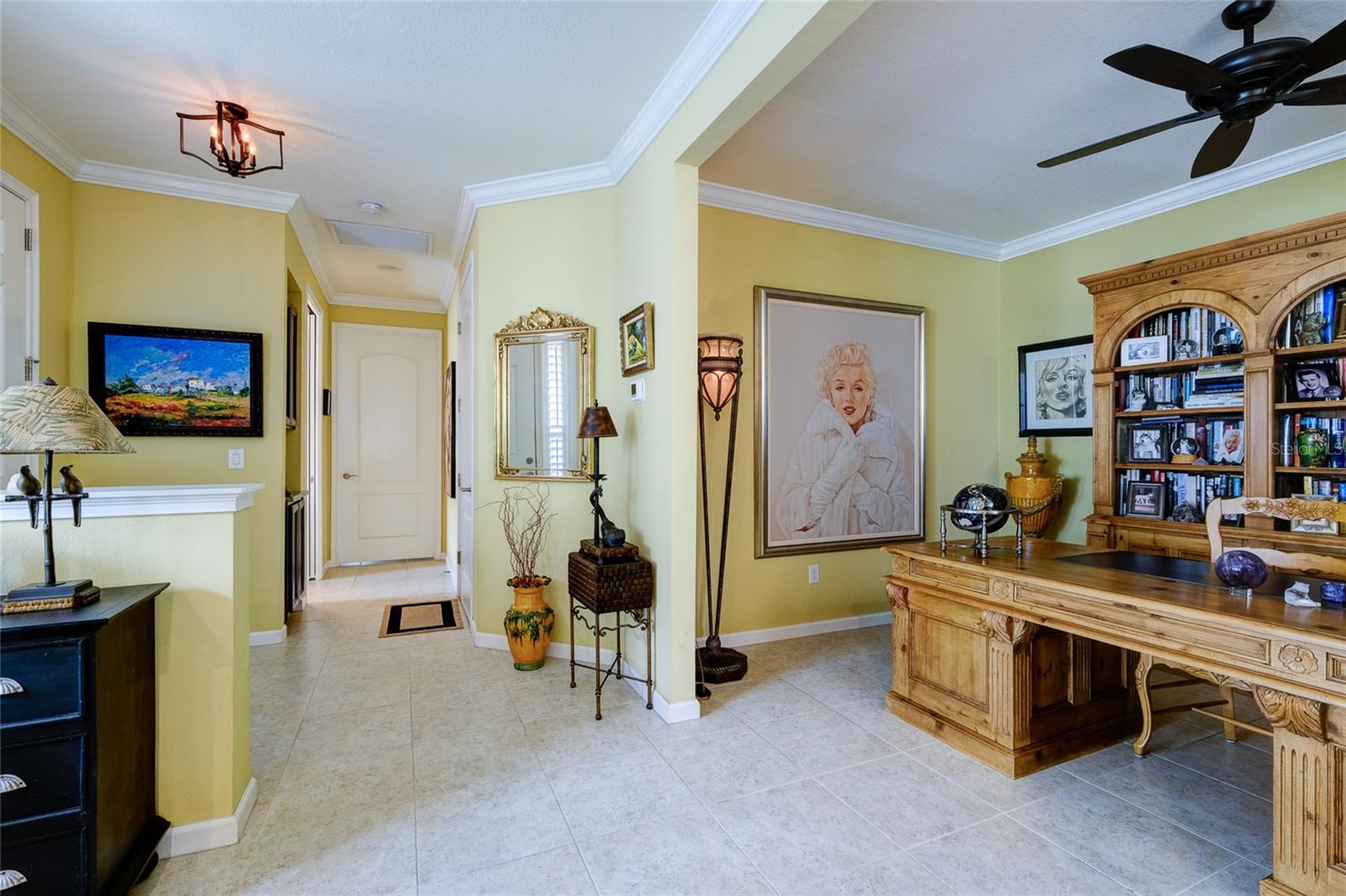 Listing photo id 8 for 3681 Divot Lane
