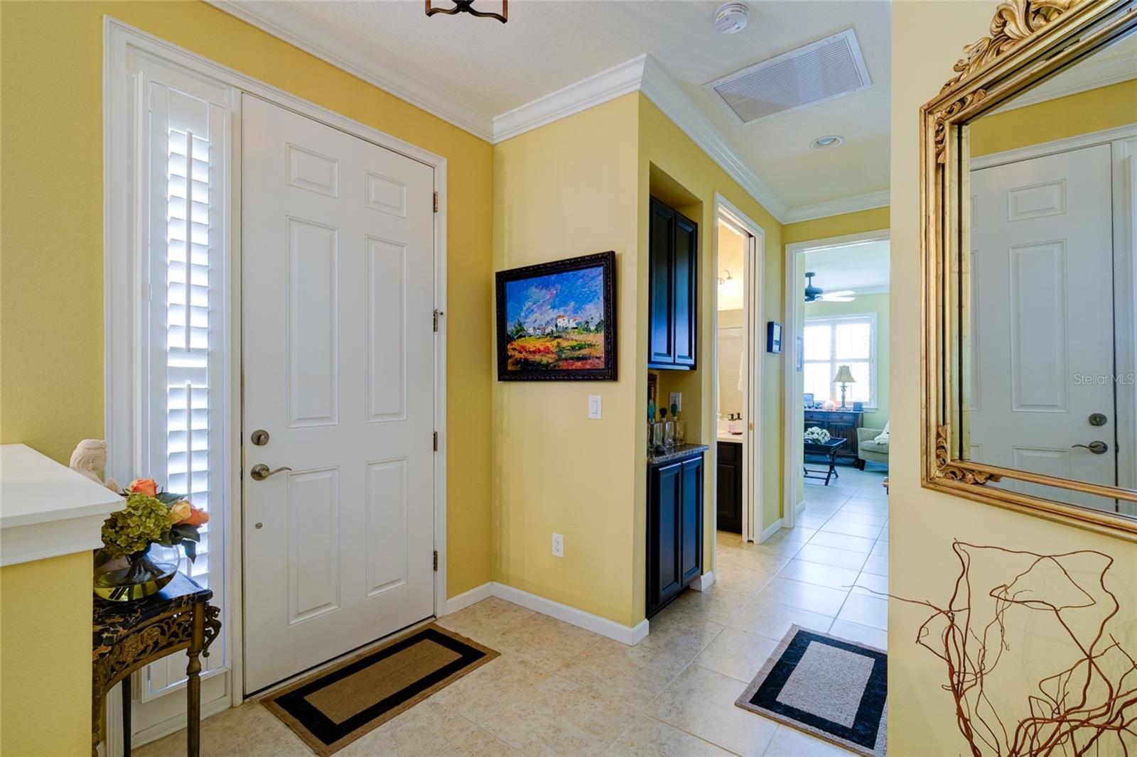 Listing photo id 5 for 3681 Divot Lane