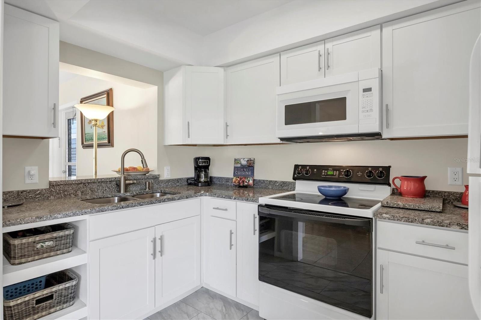 Image 11 of 81 For 1060 Cockrill Street 1060