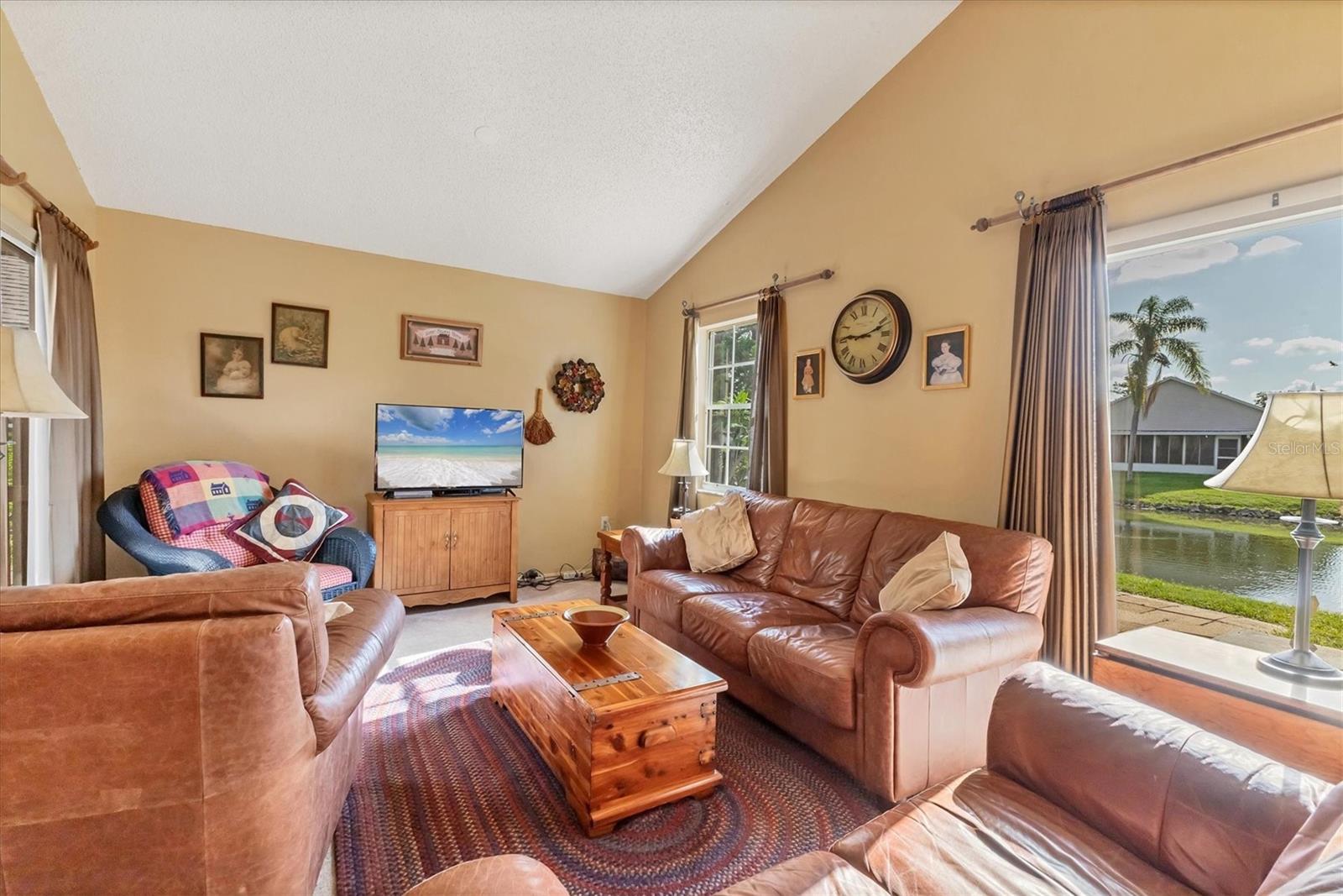 Image 10 of 35 For 4017 38th Street W