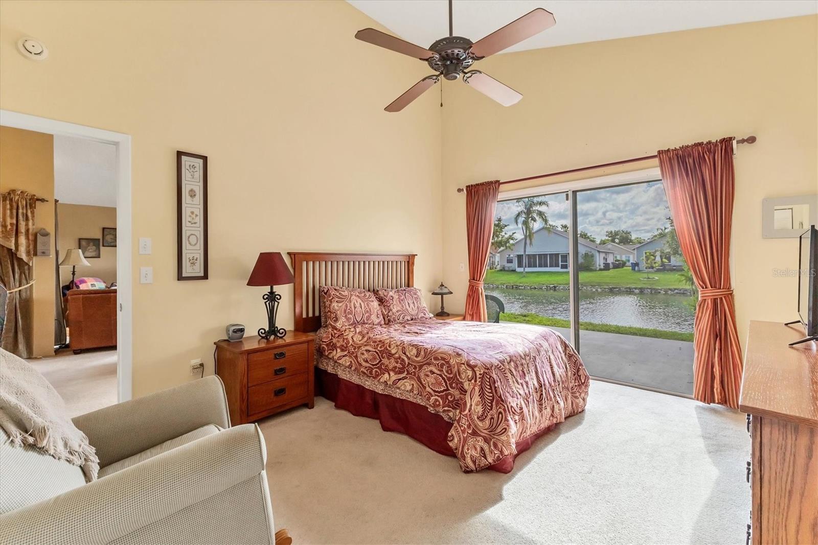 Image 12 of 35 For 4017 38th Street W