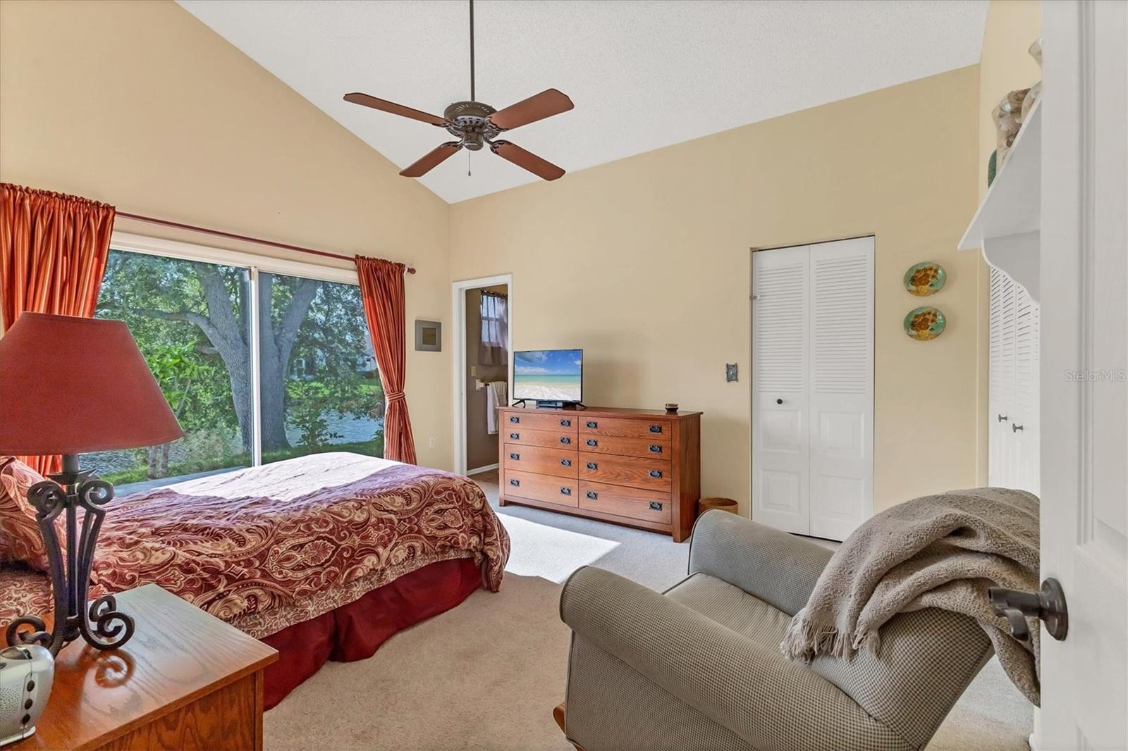 Image 13 of 35 For 4017 38th Street W