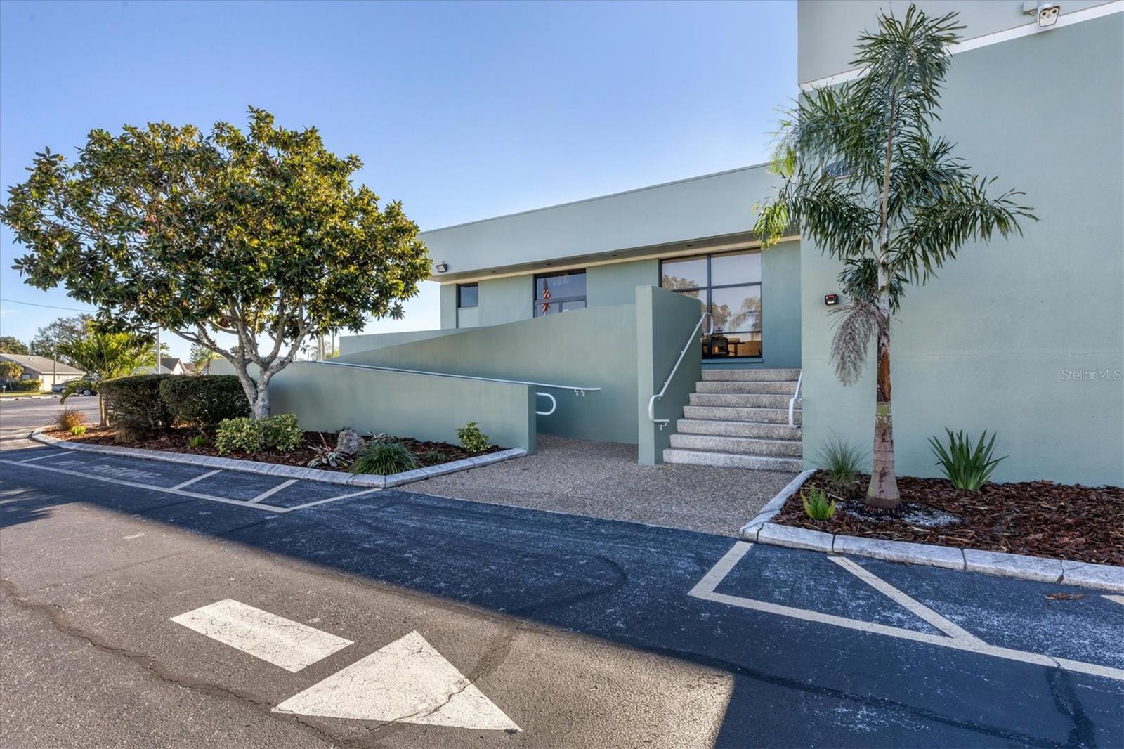 Image 24 of 35 For 4017 38th Street W