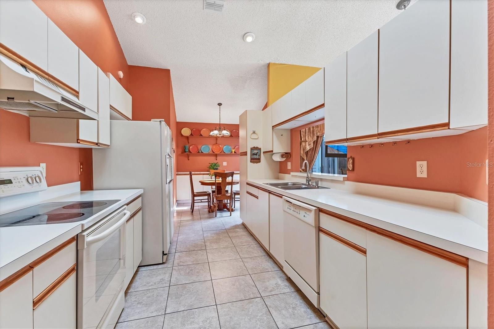 Image 3 of 35 For 4017 38th Street W