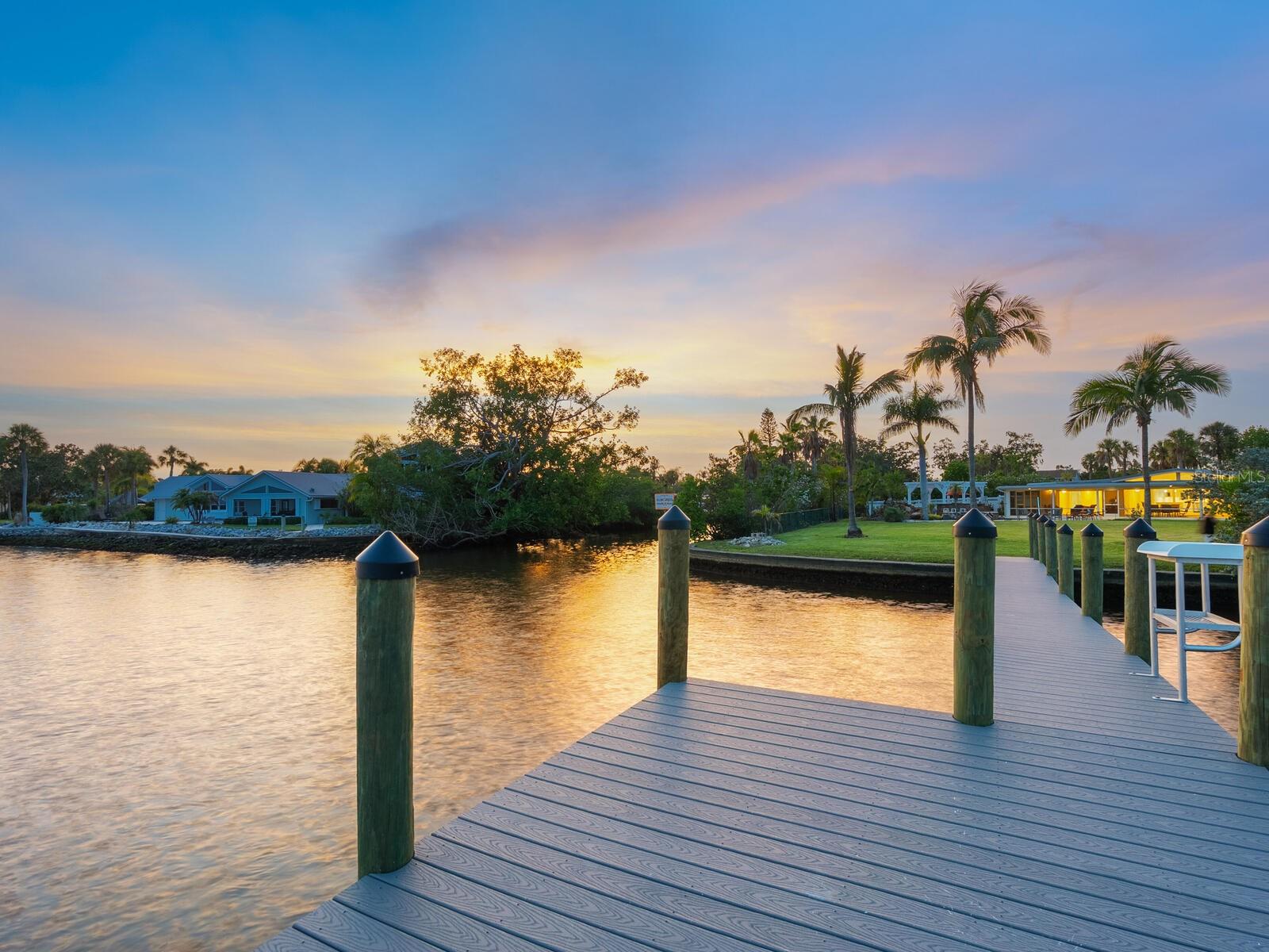 Listing photo id 40 for 355 Shore Drive