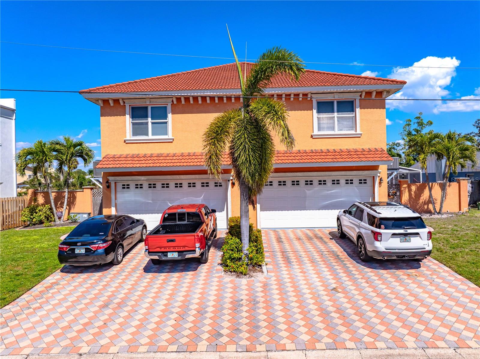 Image 2 of 40 For 2119-2125 Montclair Drive 2119 & 212
