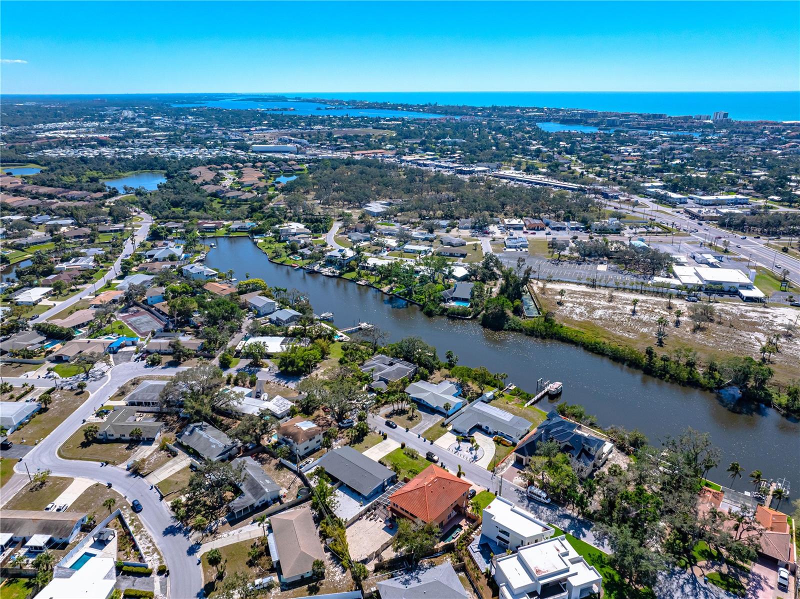 Image 21 of 40 For 2119-2125 Montclair Drive 2119 & 212