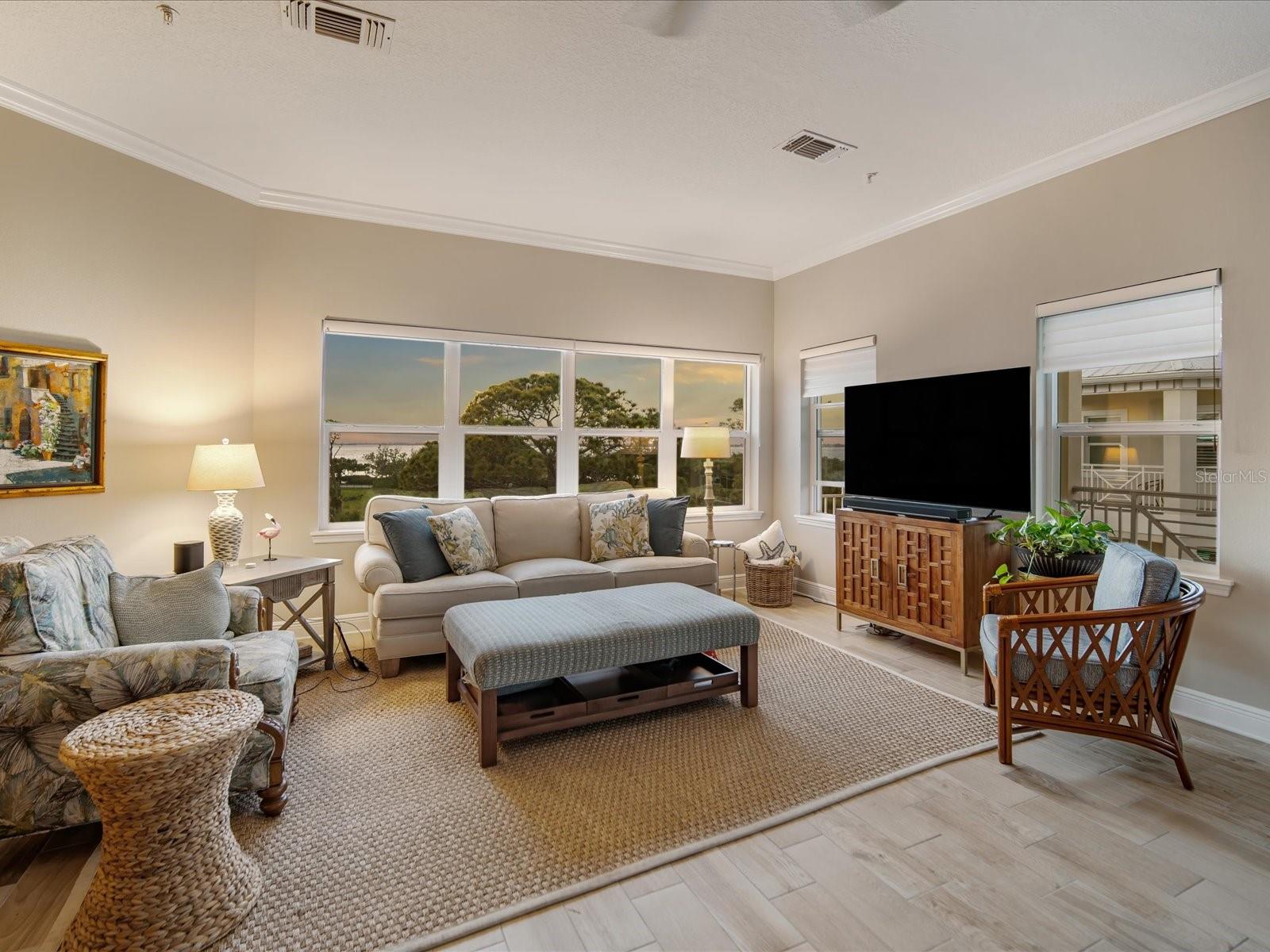 Image 10 of 54 For 7840 34th Ave W 303