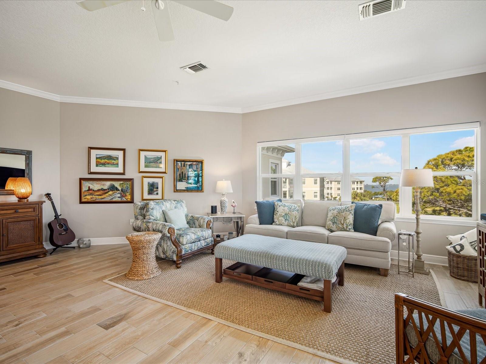 Image 9 of 54 For 7840 34th Ave W 303