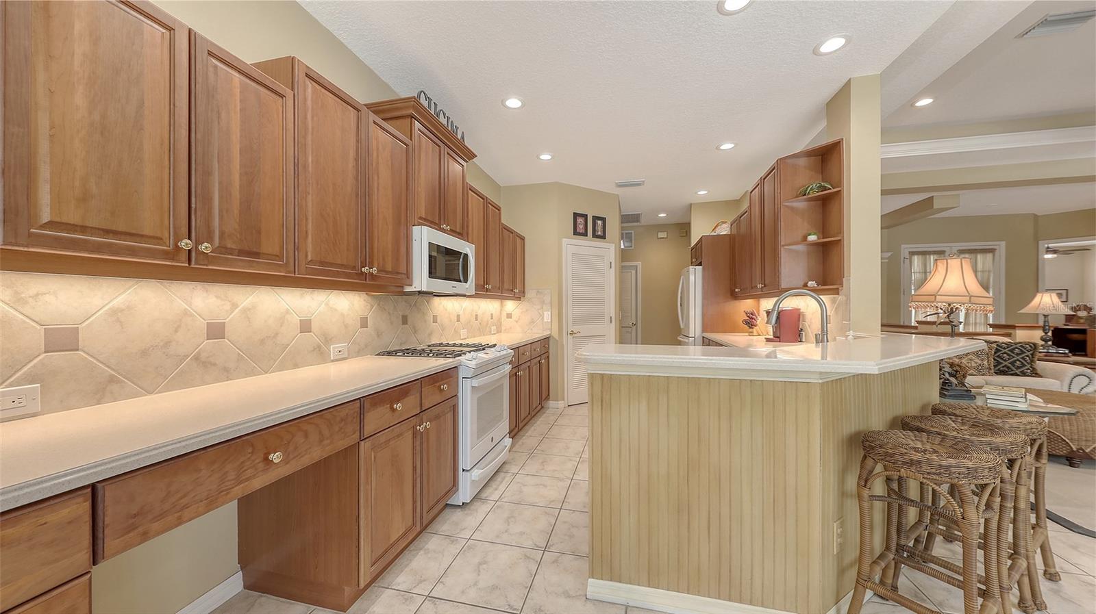 Image 17 of 71 For 7012 Treymore Court