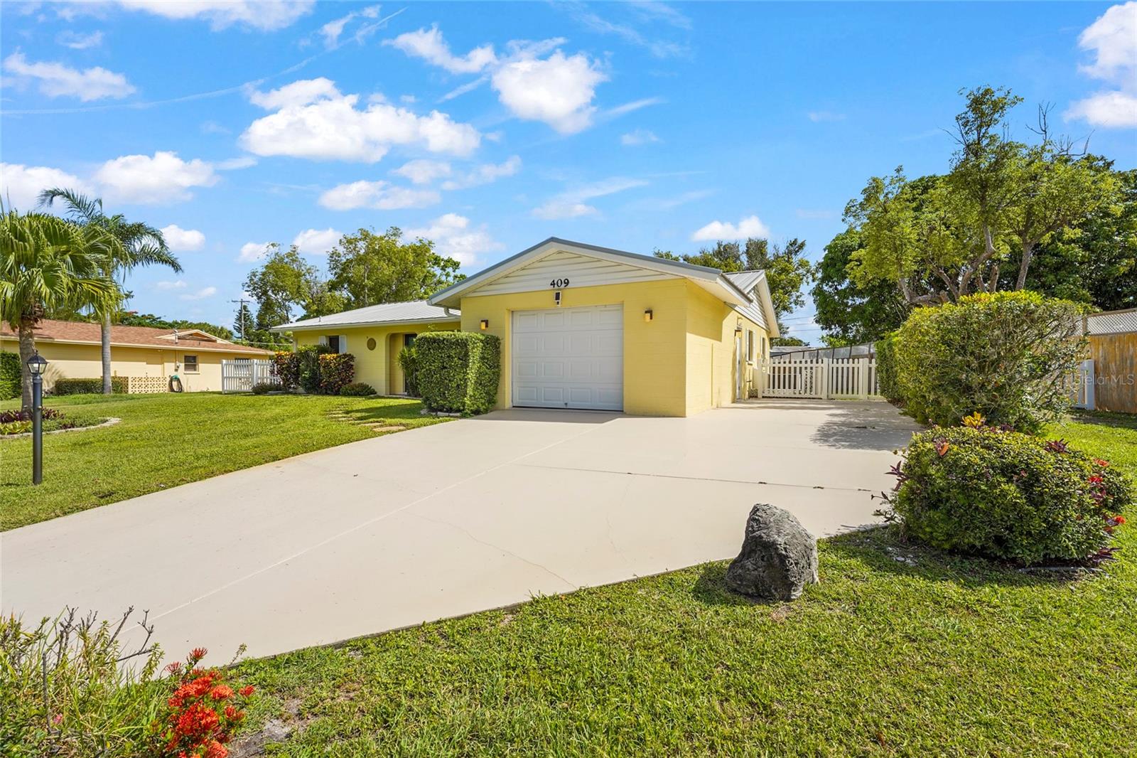 Image 8 of 38 For 409 Archibald Avenue