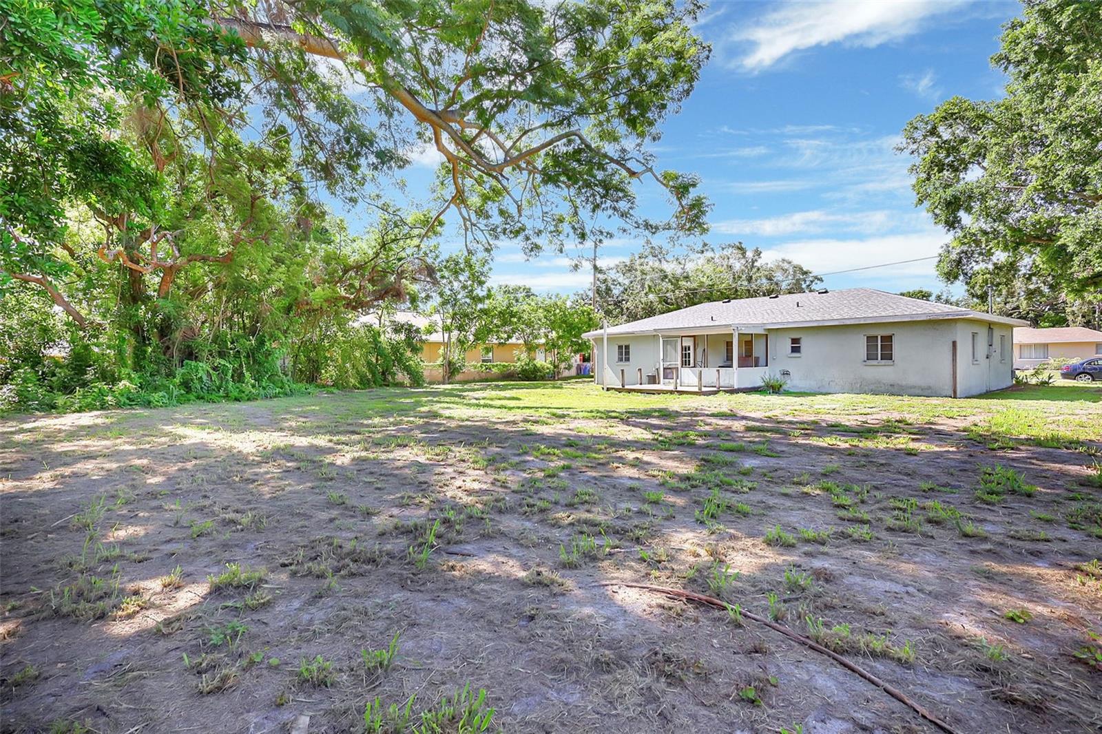 Image 31 of 32 For 2622 11th Avenue W