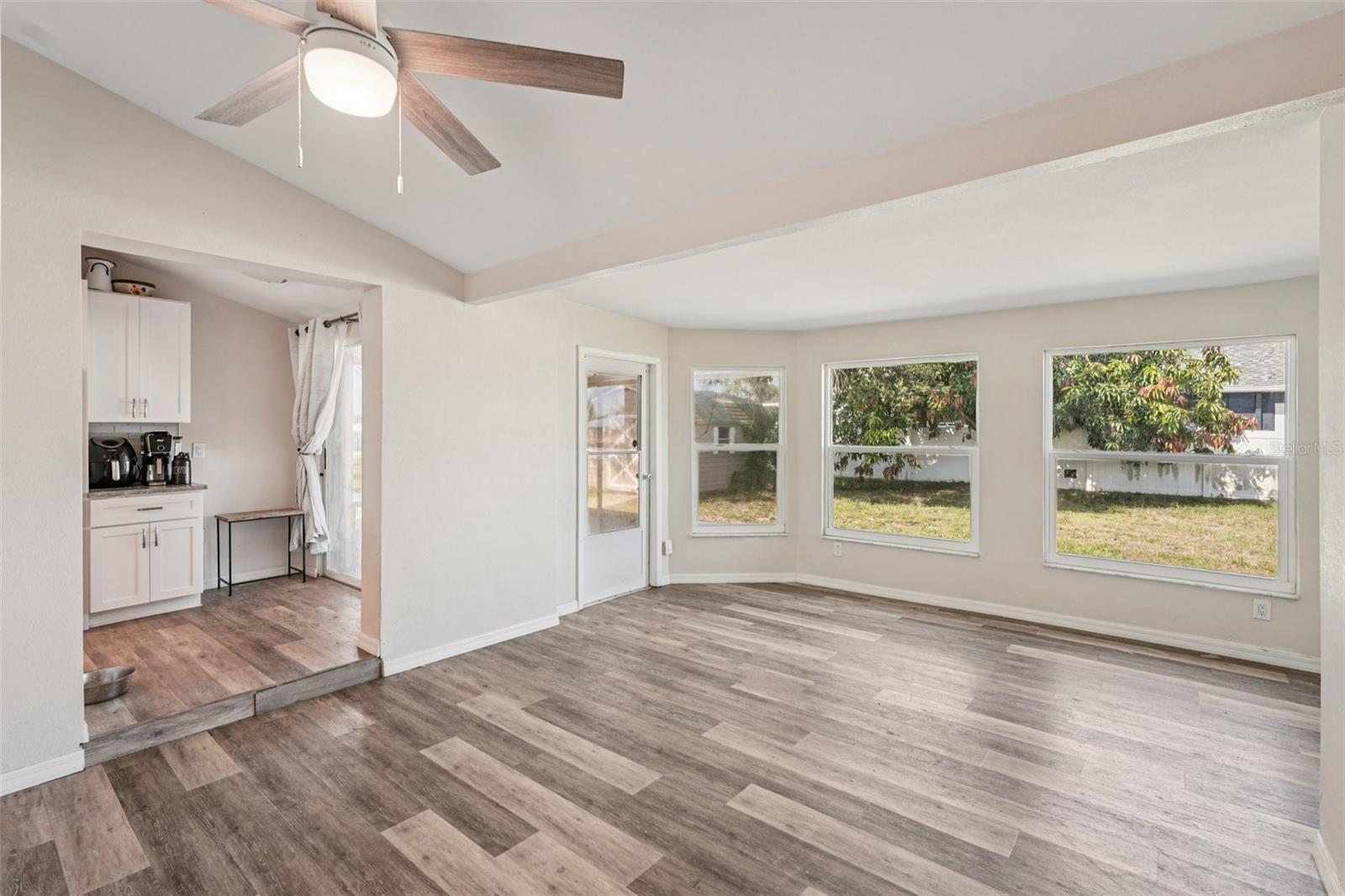 Image 10 of 38 For 4330 Alligator Drive