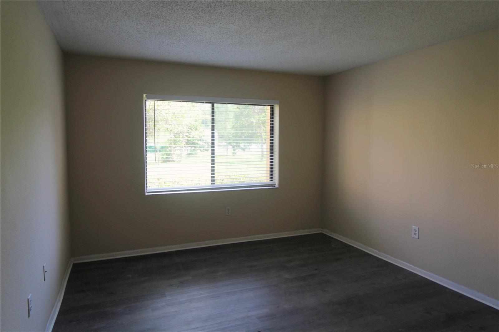 Image 5 of 16 For 5310 26th Street W 2003