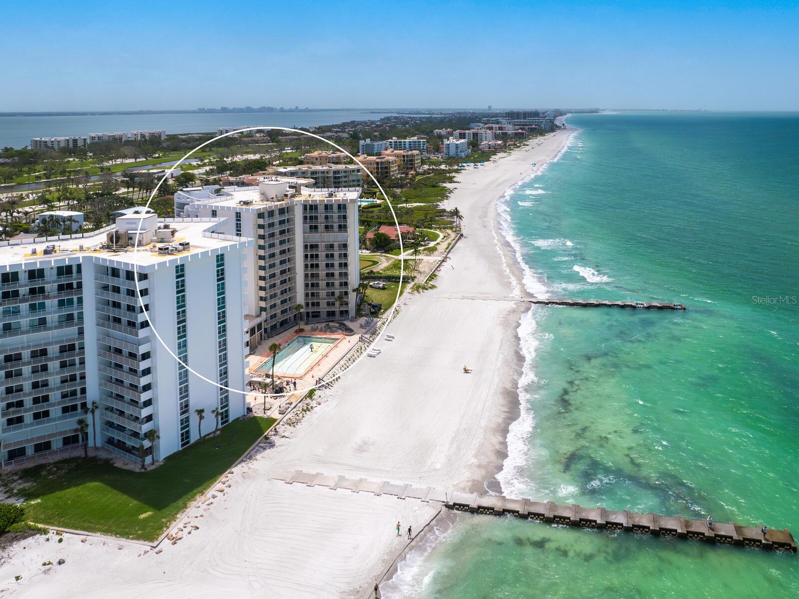 Image 51 of 63 For 2295 Gulf Of Mexico Drive 64s
