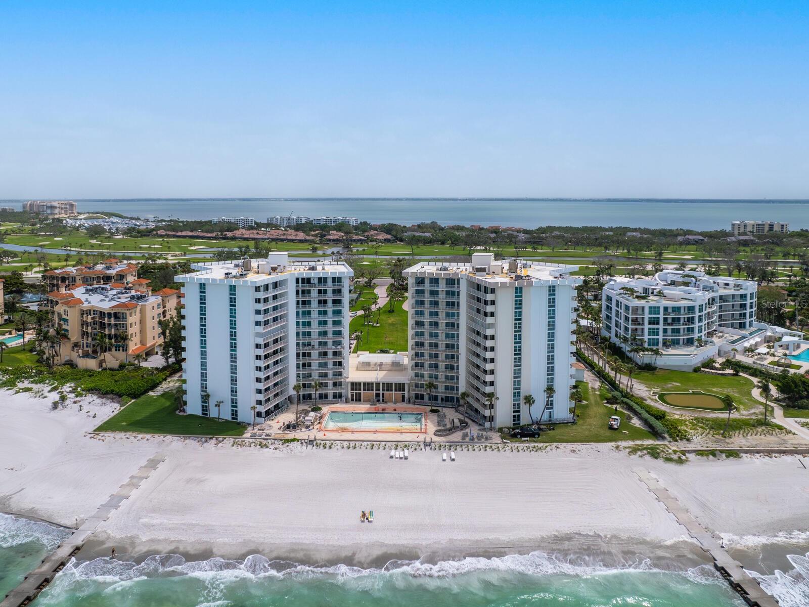 Image 53 of 63 For 2295 Gulf Of Mexico Drive 64s