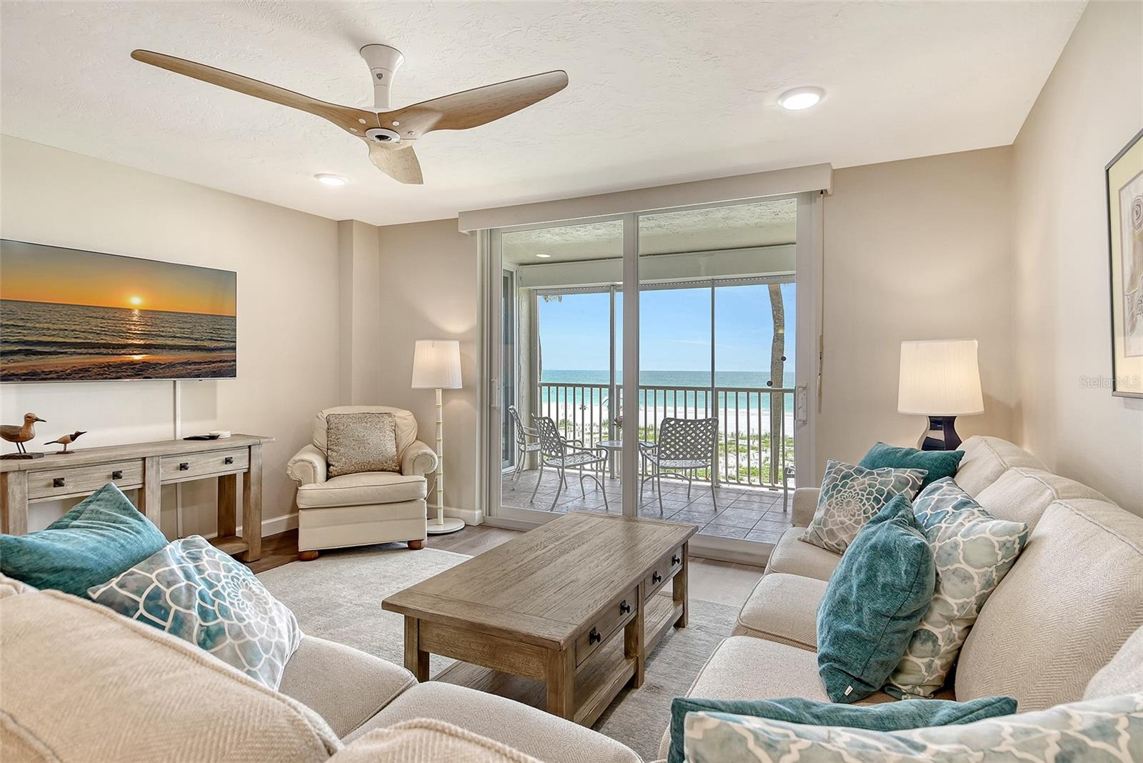 Image 12 of 68 For 4325 Gulf Of Mexico Drive 204