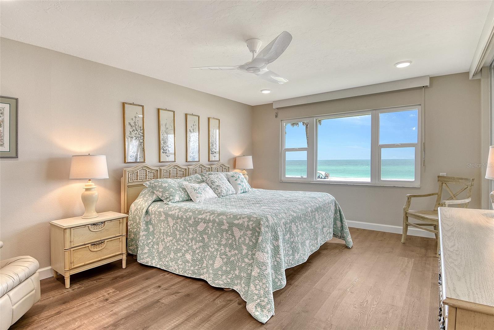 Image 25 of 68 For 4325 Gulf Of Mexico Drive 204