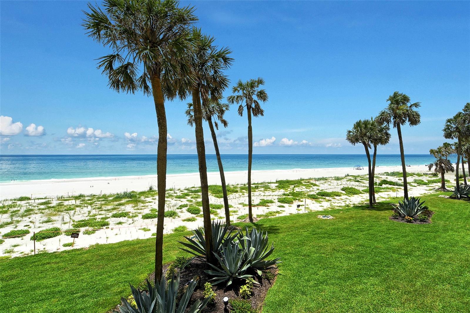 Image 4 of 68 For 4325 Gulf Of Mexico Drive 204