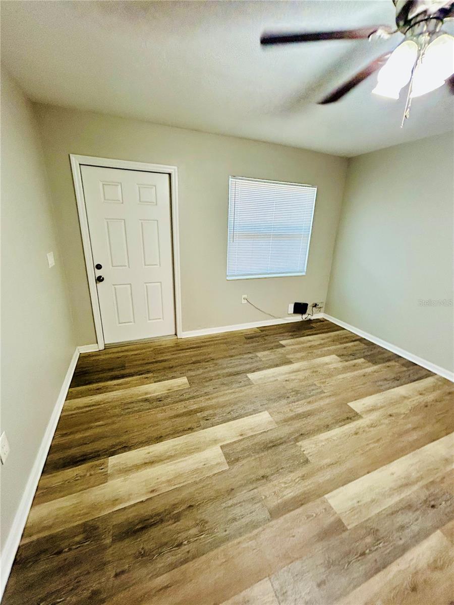 Image 3 of 10 For 804 12th St E  808